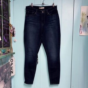 Levi's Women's Dark Blue Skinny Jeans